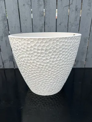 11.8" White Flower Pot