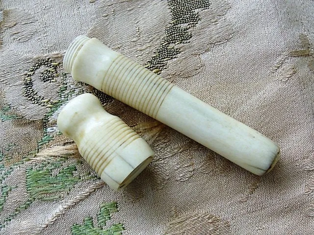 BEAUTIFUL Antique Sailors Carved Bone Needle Case,Folk Art, Sailor Art,Handcarved Needlecase,Antique Sewing Tools,Victorian Needlework Tools