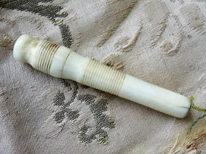 BEAUTIFUL Antique Sailors Carved Bone Needle Case,Folk Art, Sailor Art,Handcarved Needlecase,Antique Sewing Tools,Victorian Needlework Tools