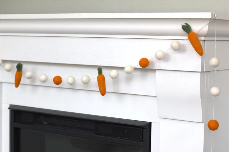 Carrot Easter Garland- Orange & White