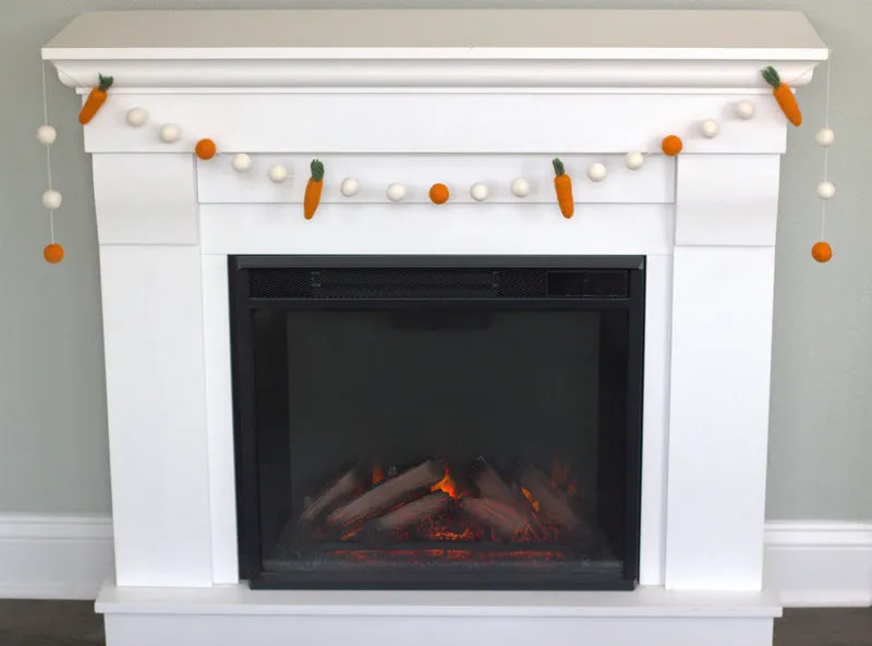 Carrot Easter Garland- Orange & White