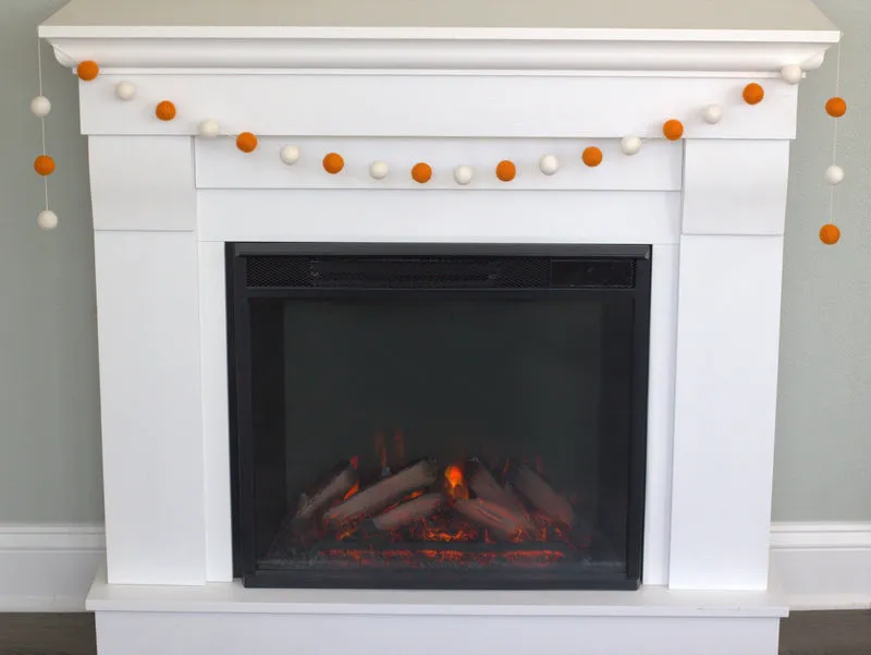 Halloween Felt Ball Garland- Orange & White