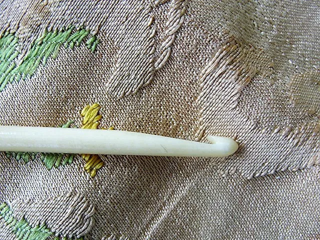 LOVELY Antique Elegant Carved Bone Double Crochet Hook, Each End has a Carved Hook ,Antique Needle Work Tool Collectible Crochet Tool