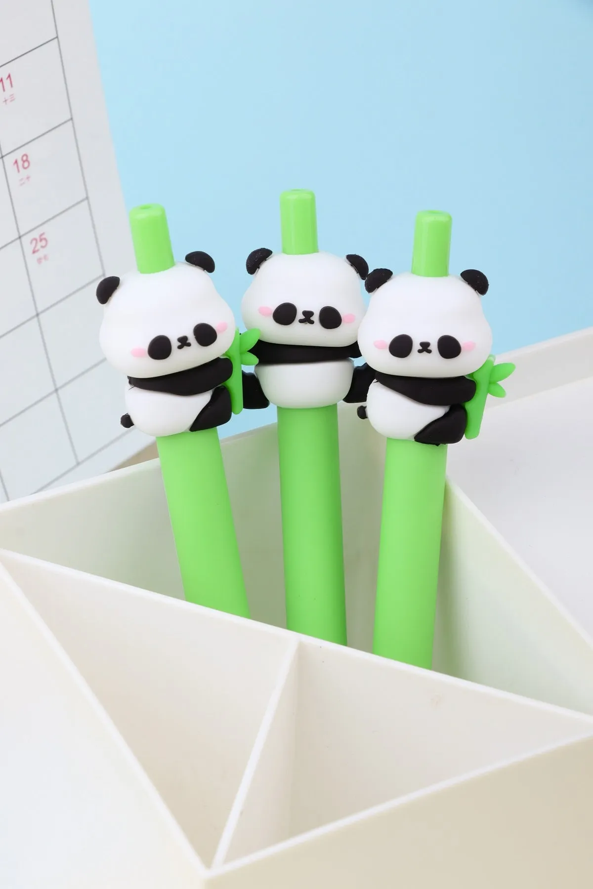 X 22501 PANDA RETRACTABLE GEL PEN-DISCONTINUED