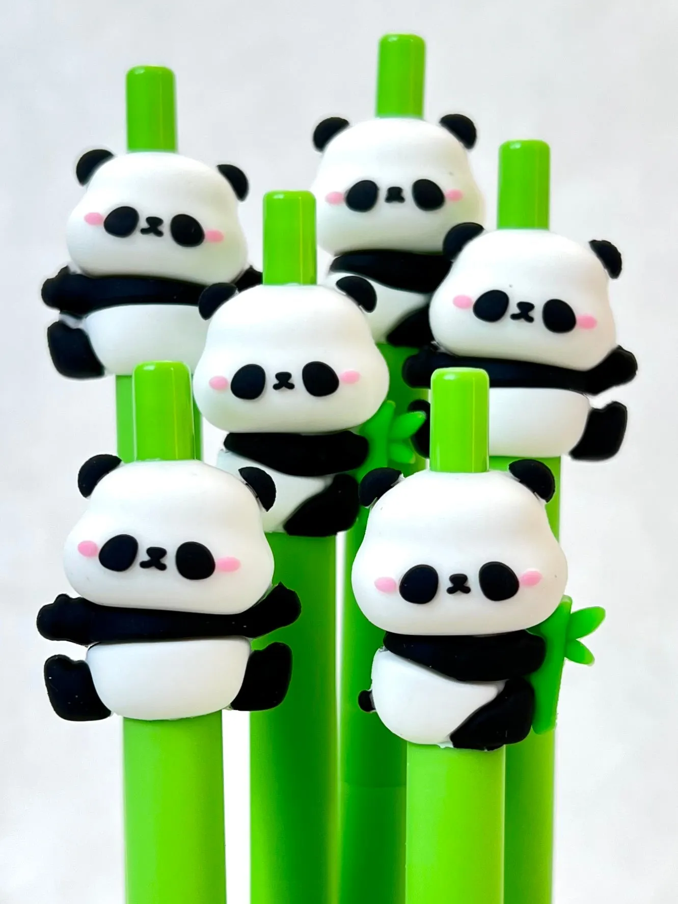 X 22501 PANDA RETRACTABLE GEL PEN-DISCONTINUED