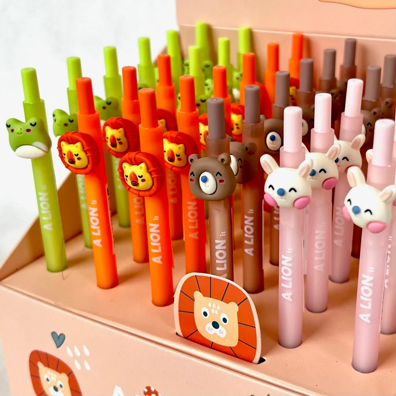 X 22520 LION AND FRIENDS RETRACTABLE GEL PEN-DISCONTINUED